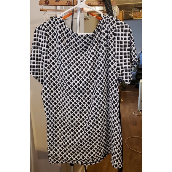 NWT - Alfani - Ruched Patterned Short Sleeved Dress Top - Same 3X - Picture 3 of 8